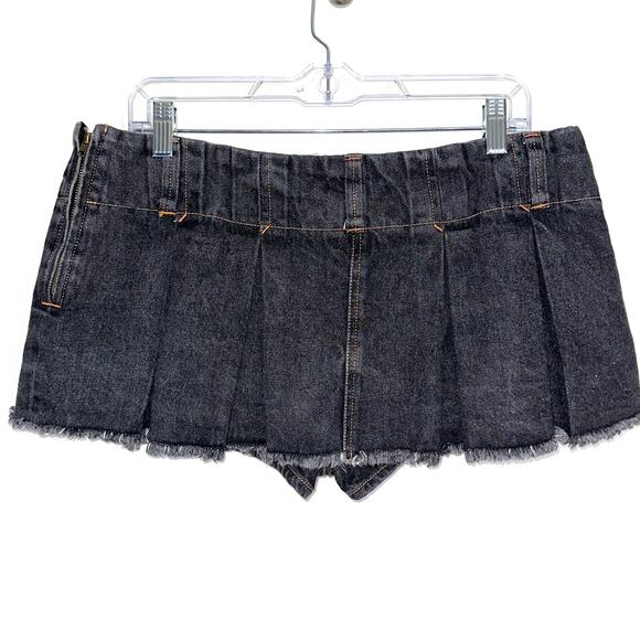 Lioness Pleated Denim Allure Y2K 90s Low Rise Charcoal Mini Skort Size Large - Picture 13 of 16